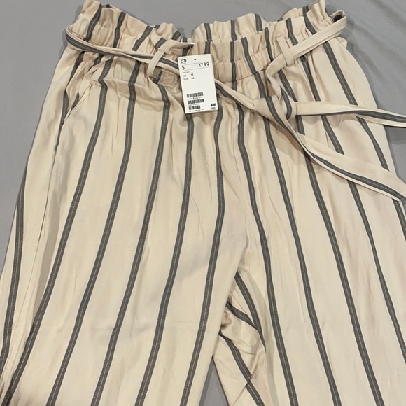 H&M paper bag pants - Picture 1 of 3